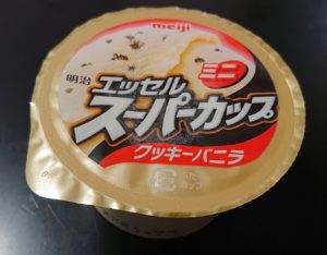 スーパーカップ クッキーバニラ コンビニ 売ってない