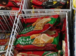 アップルパイバー コンビニ どこで売ってる